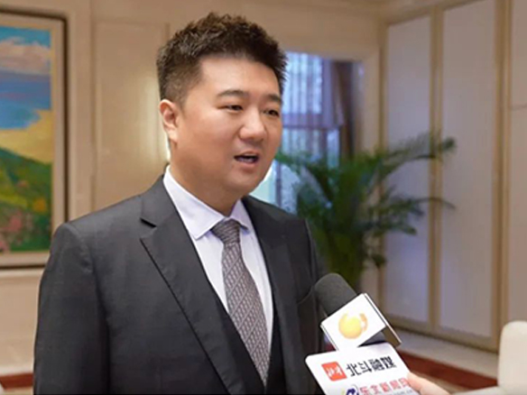 pg电子游戏出席辽宁省民营企业座谈会，勇扛“新三样” 担任大旗
